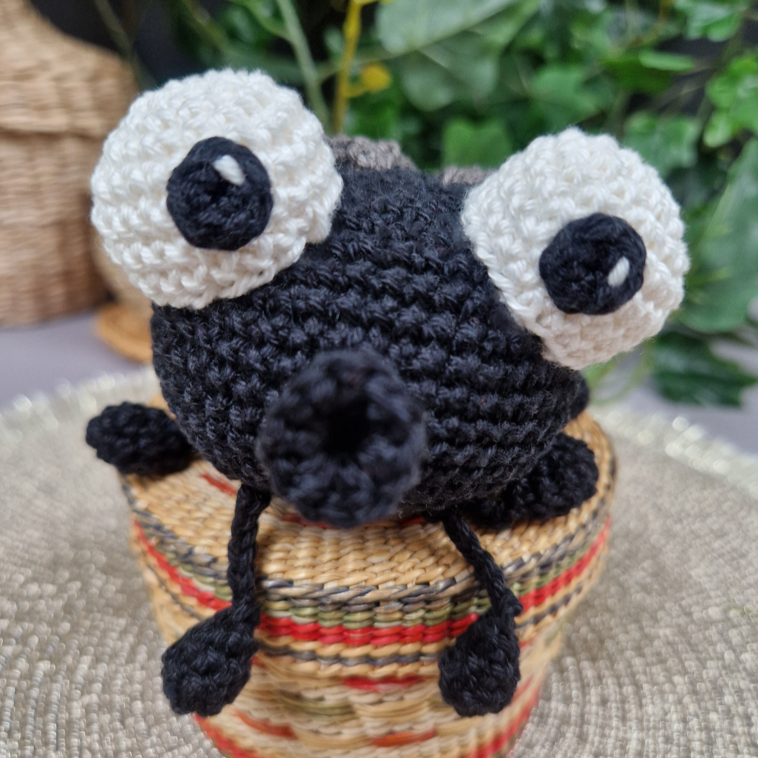Peterchen the Fly Crochet Pattern