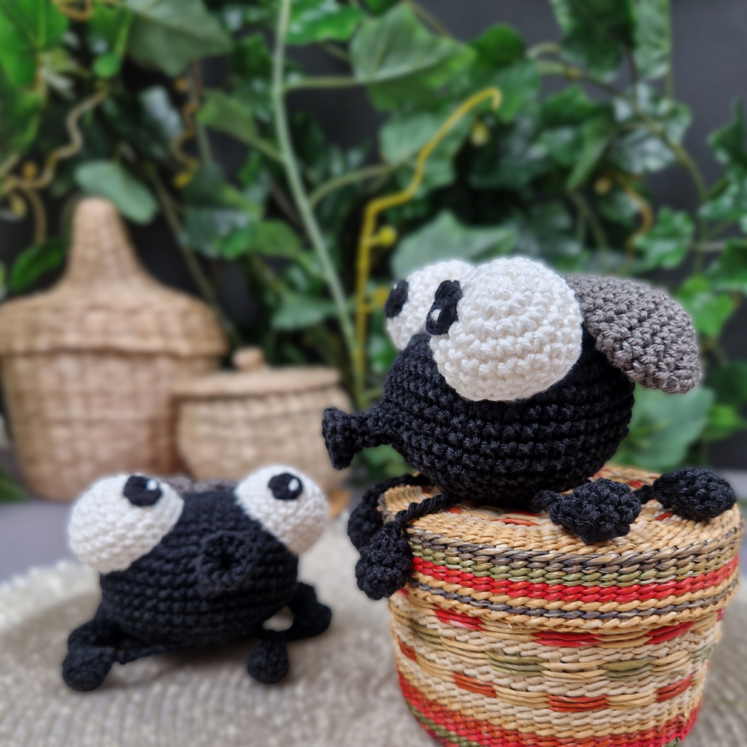 Peterchen the Fly Crochet Pattern